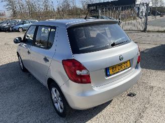Skoda Fabia II (5J) Hatchback 5-drs 1.2i (BBM) picture 4