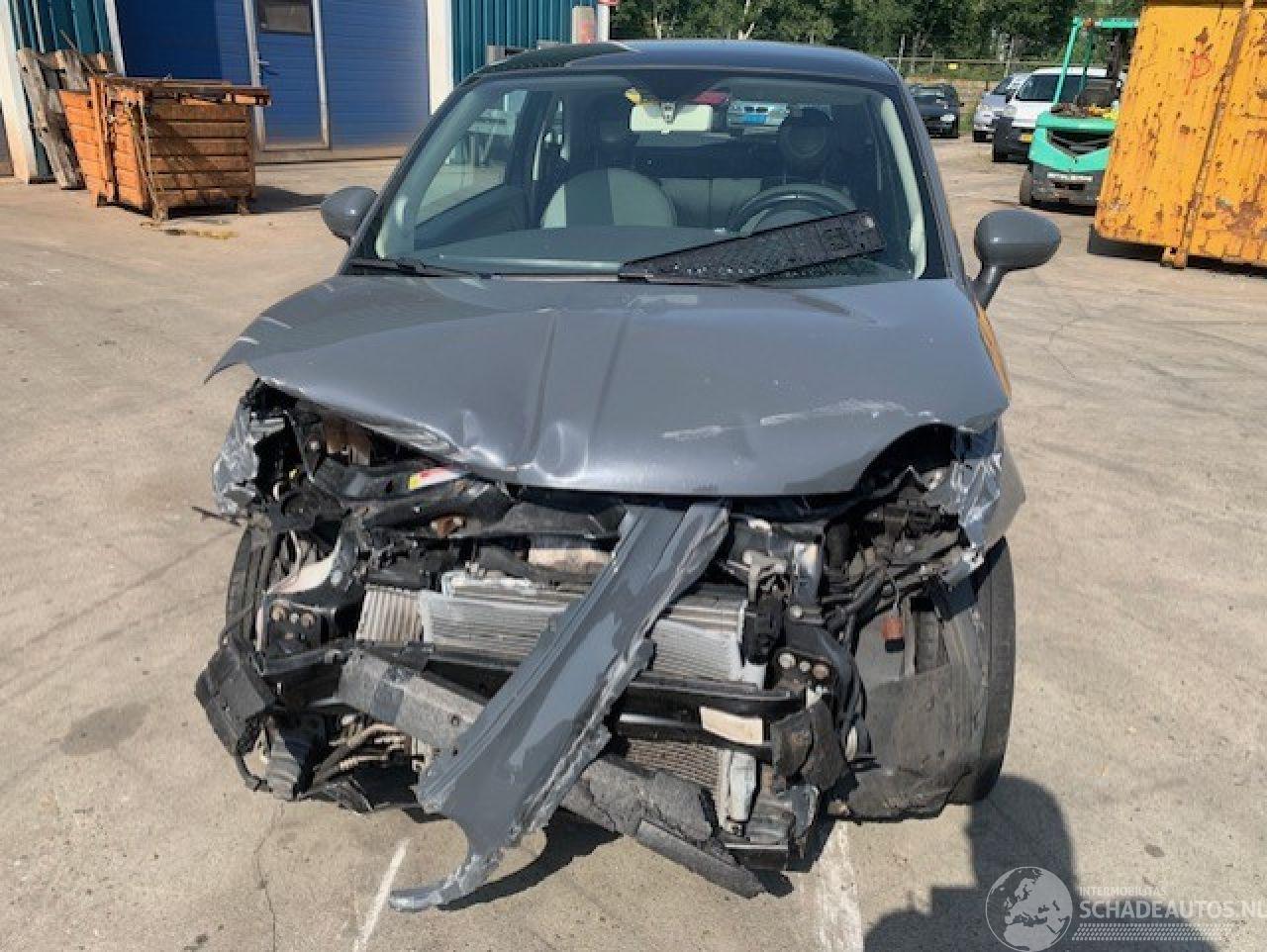 Fiat 500 500 (312) Hatchback 0.9 TwinAir 85 (312.A.2000) [63kW]