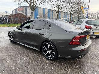 skadebil auto Volvo S-60 2.0 T6 Recharge 253PK Autom. Pano Clima Navi AWD R-Design NAP 2020/11
