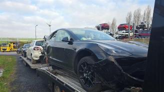 Tesla Model 3 Model 3, Sedan, 2017 Standard RWD Plus, Loing Range RWD 2022