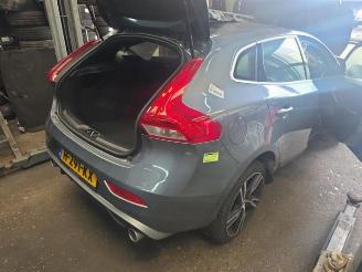 disassembly passenger cars Volvo V-40 V40 (MV), Hatchback 5-drs, 2012 / 2019 2.0 D4 16V 2019/1