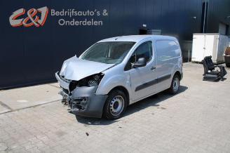 Coche siniestrado Peugeot Partner Partner (GC/GF/GG/GJ/GK), Van, 2008 / 2018 1.6 HDI, BlueHDI 75 2018/10