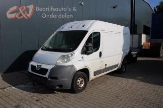 Salvage car Peugeot Boxer Boxer (U9), Van, 2006 2.2 HDi 100 Euro 4 2008/9