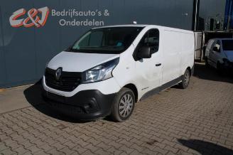 Salvage car Renault Trafic Trafic (1FL/2FL/3FL/4FL), Van, 2014 1.6 dCi 120 Twin Turbo 2016/5