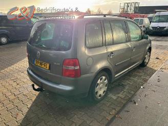 Volkswagen Touran Touran (1T1/T2), MPV, 2003 / 2010 1.6 FSI 16V picture 4
