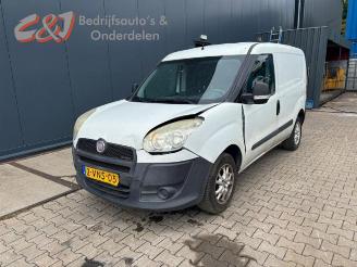 Vrakbiler auto Fiat Doblo Doblo Cargo (263), Van, 2010 1.3 MJ 16V Euro 4 2011/5