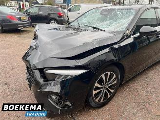 Mercedes A-klasse 180 Business Line Facelift Navi Camera Clima SHZ picture 10