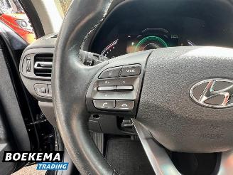 Hyundai I-30 1.5 T-GDi MHEV Stoel/Stuur Verwarming + Ventilatie Navigatie Camera picture 23