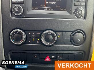 Volkswagen Crafter 35 2.0 TDI 9-Persoons Rolstoellift Airco Cruise picture 20