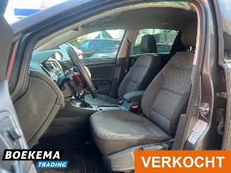 Volkswagen Golf 1.0 TSI R-Line DSG Navigatie Climate Cruise picture 16