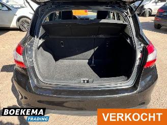 Nissan Pulsar 1.2 DIG-T Connect Ed Navigatie Camera Keyless Cruise picture 13
