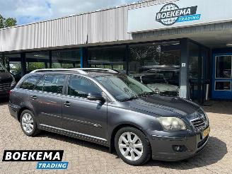 Unfallwagen Toyota Avensis wagon 2.0 VVTi Luna Navigatie Climate Cruise 2008/5