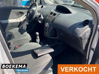 Toyota Yaris 1.0 VVTi Acces 5-Deurs Airco Elektrisch ramen picture 16