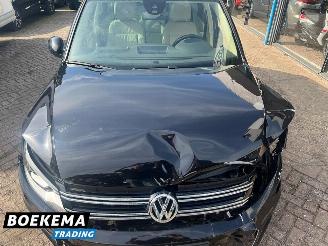 Volkswagen Tiguan 1.4 TSI R-Line Panorama Navigatie Leer Stoelverwarming picture 11