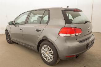Volkswagen Golf 1.6 TDI Navi picture 3