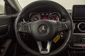 Mercedes Cla-klasse 180 Shooting Brake Leer picture 11