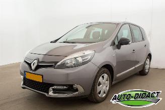Uttjänta bilar auto Renault Scenic 1.2 TCE Bose Navi 2016/2