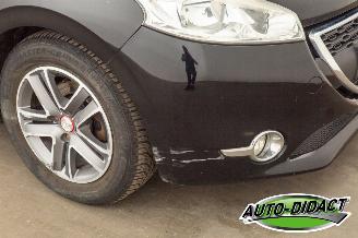 Peugeot 208 1.2 Airco picture 27