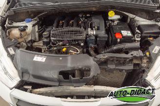 Peugeot 208 1.2 78.525 km picture 34