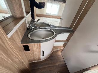 Burstner  Premio picture 24