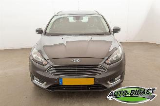 Ford Focus 1.5 Clima Navi Titanium Edition picture 37