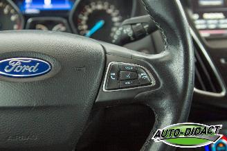 Ford Focus 1.5 Clima Navi Titanium Edition picture 17