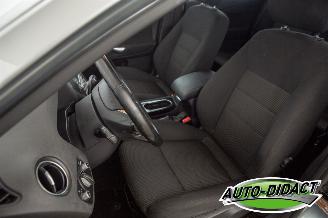 Ford Mondeo 2.0-16V Limited Clima Navi picture 24