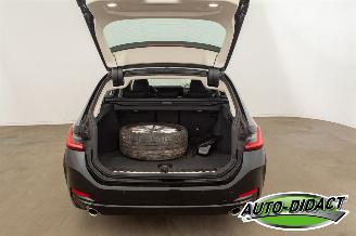 BMW 3-serie 318i Automaat Digi Dash Clima Navi picture 44