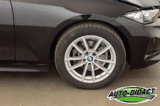 BMW 3-serie 318i Automaat Digi Dash Clima Navi picture 41