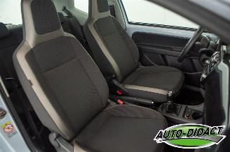 Volkswagen Up! 1.0 high up! Airco Pano BlueMotion picture 15