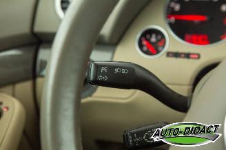 Audi A4 Cabriolet 2.4 V6 Automaat Clima picture 19