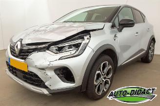 Vrakbiler auto Renault Captur 1.0 TCe Clima Navi 90 Edition One 2021/6
