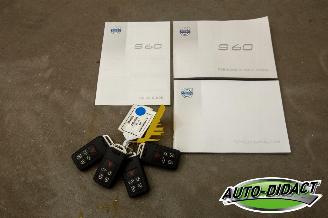 Volvo S-60 1.6 AT Kinetic 58.185 km Car-Pass Navi Clima picture 27
