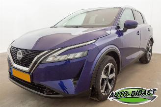 begagnad bil auto Nissan Qashqai 1.3 MHEV Digi Dash Pano Clima Camera Navi 2023/7