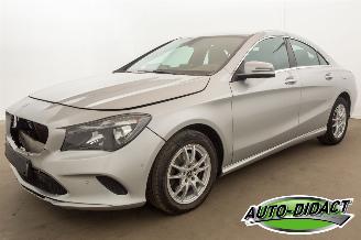 krockskadad bil auto Mercedes Cla-klasse 200d Automaat Clima Navi Leder CARPAS 2017/8