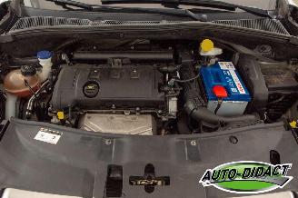 Peugeot 2008 1.6 VTi Airco Navi Active picture 30