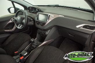 Peugeot 2008 1.6 VTi Airco Navi Active picture 18