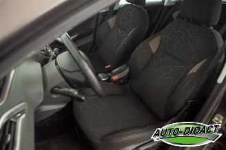 Peugeot 2008 1.6 VTi Airco Navi Active picture 25