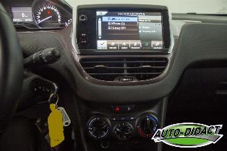 Peugeot 2008 1.6 VTi Airco Navi Active picture 10
