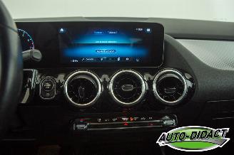 Mercedes B-klasse 180 Automaat Digi Dash Camera Navi Business Solution Luxury picture 10