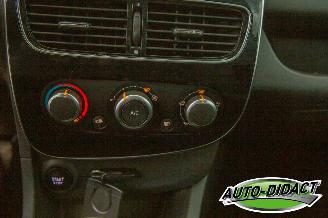 Renault Clio 0.9 TCe Limited Airco Navi picture 10