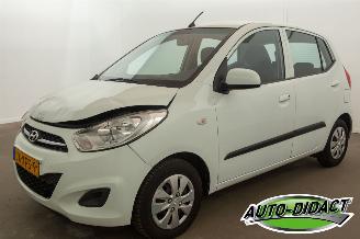 krockskadad bil auto Hyundai I-10 1.1 i-Drive Cool Airco 2012/5