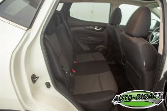 Nissan Qashqai 1.6 Tekna Pano Navi Camera Clima picture 25