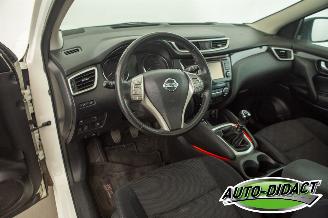Nissan Qashqai 1.6 Tekna Pano Navi Camera Clima picture 26
