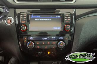 Nissan Qashqai 1.6 Tekna Pano Navi Camera Clima picture 12