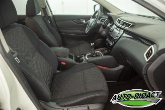 Nissan Qashqai 1.6 Tekna Pano Navi Camera Clima picture 22