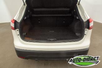 Nissan Qashqai 1.6 Tekna Pano Navi Camera Clima picture 39