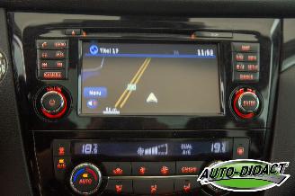 Nissan Qashqai 1.6 Tekna Pano Navi Camera Clima picture 8