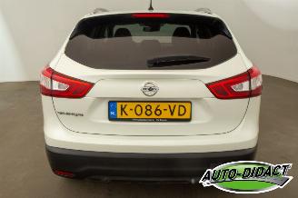 Nissan Qashqai 1.6 Tekna Pano Navi Camera Clima picture 38