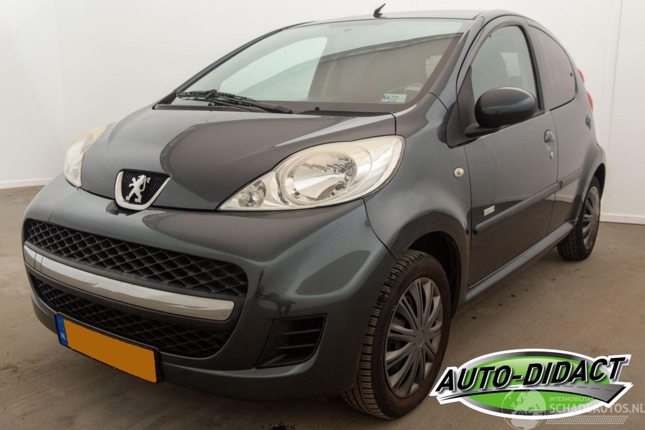 Peugeot 107 1.0-12V Airco Millesim 200